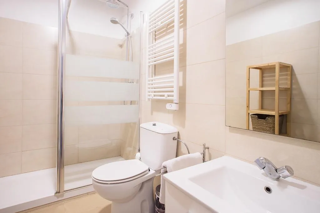 Gorgeous Ronda Sant Pere Rafael Apartment Barcelona