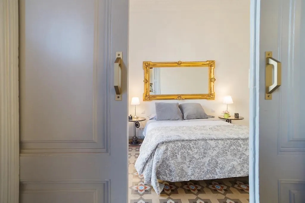 Gorgeous Ronda Sant Pere Rafael Apartment Barcelona